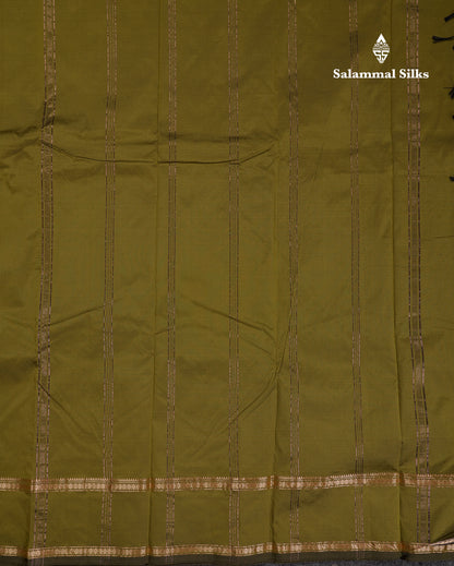 Beautiful Grey Semi Silk Saree With Tarditional Rettapet Border