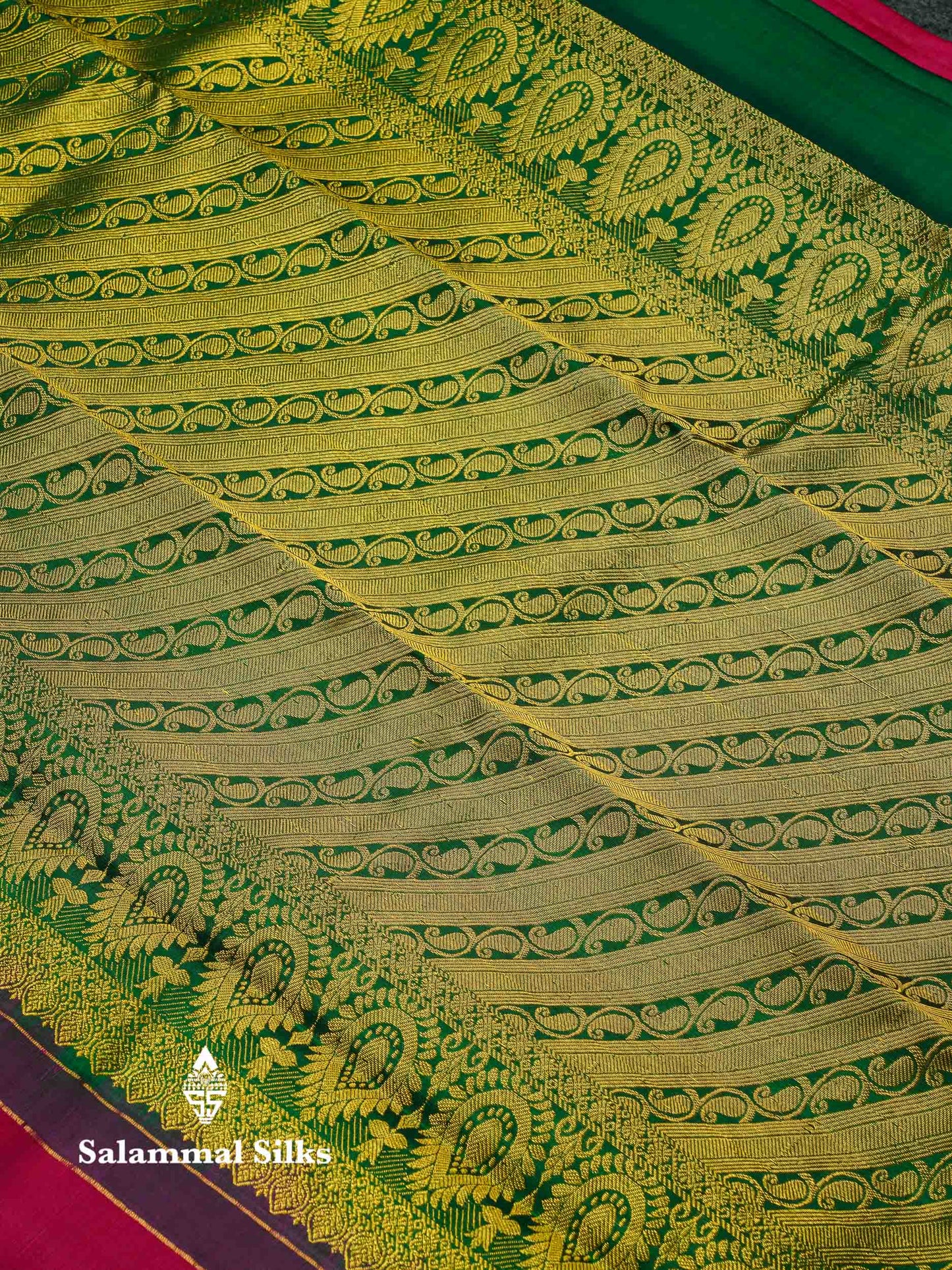 Beautiful Rani Pink Pure Kanjivaram Silk Saree With Traditional Temple Border