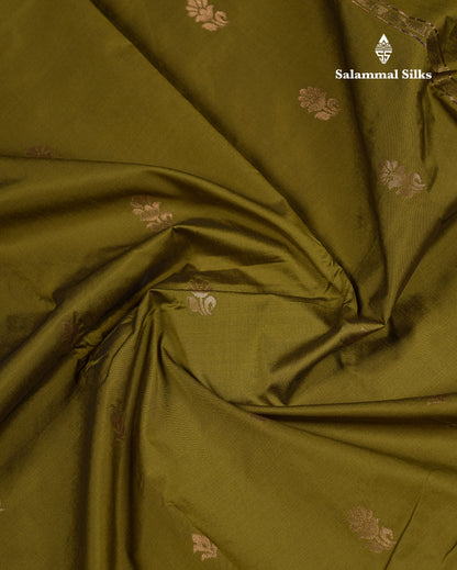 Beautiful Grey Semi Silk Saree With Tarditional Rettapet Border