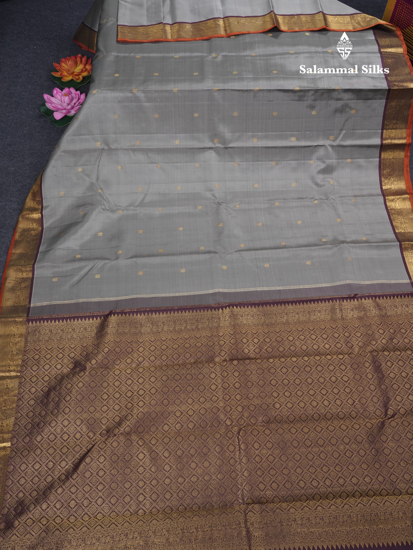 Grey Beautiful Pure Kanjivaram Silk Saree With Dark Maroon Small Border