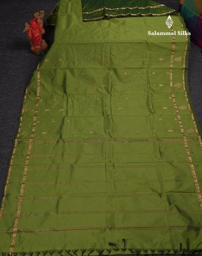 Beautiful Grey Semi Silk Saree With Tarditional Rettapet Border