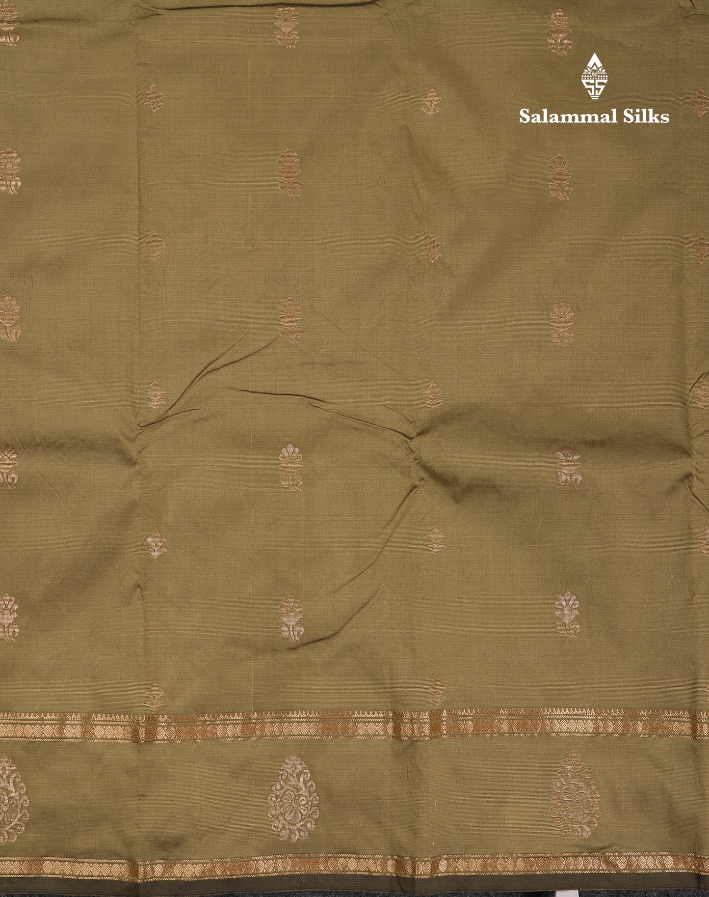 Beautiful Grey Semi Silk Saree With Tarditional Rettapet Border