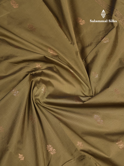 Beautiful Grey Semi Silk Saree With Tarditional Rettapet Border
