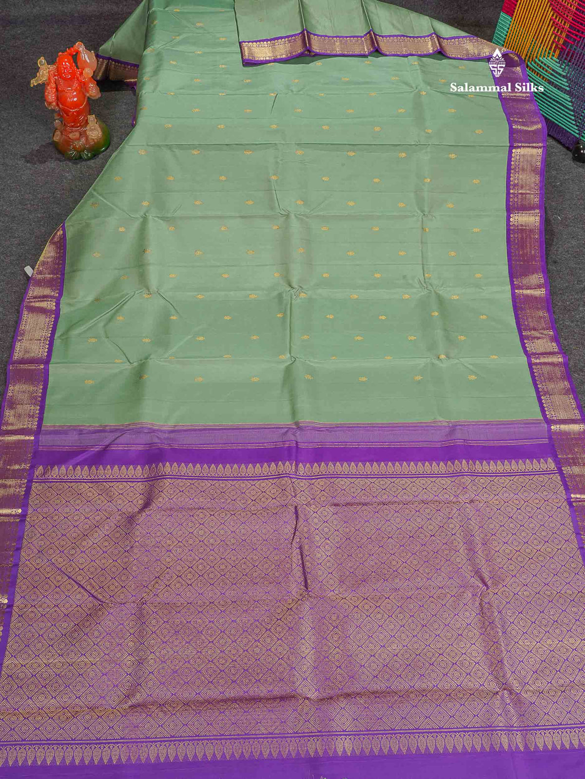 Korvai Pure Kanjivaram Silk Saree - Light Green Colour Body With Zari Butta & Purple Small Border