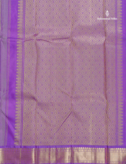 Korvai Pure Kanjivaram Silk Saree - Light Green Colour Body With Zari Butta & Purple Small Border