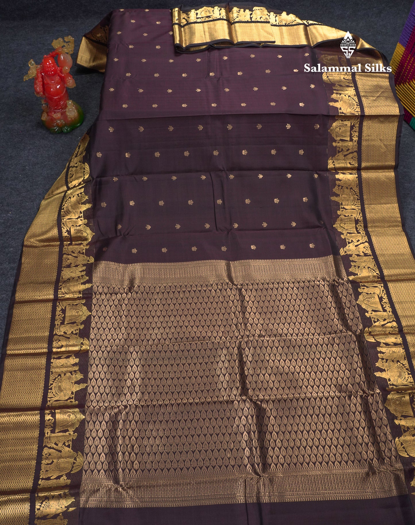 Beautiful Dark Brown Pure Kanjivaram Silk Saree With Traditional Pallaku Border