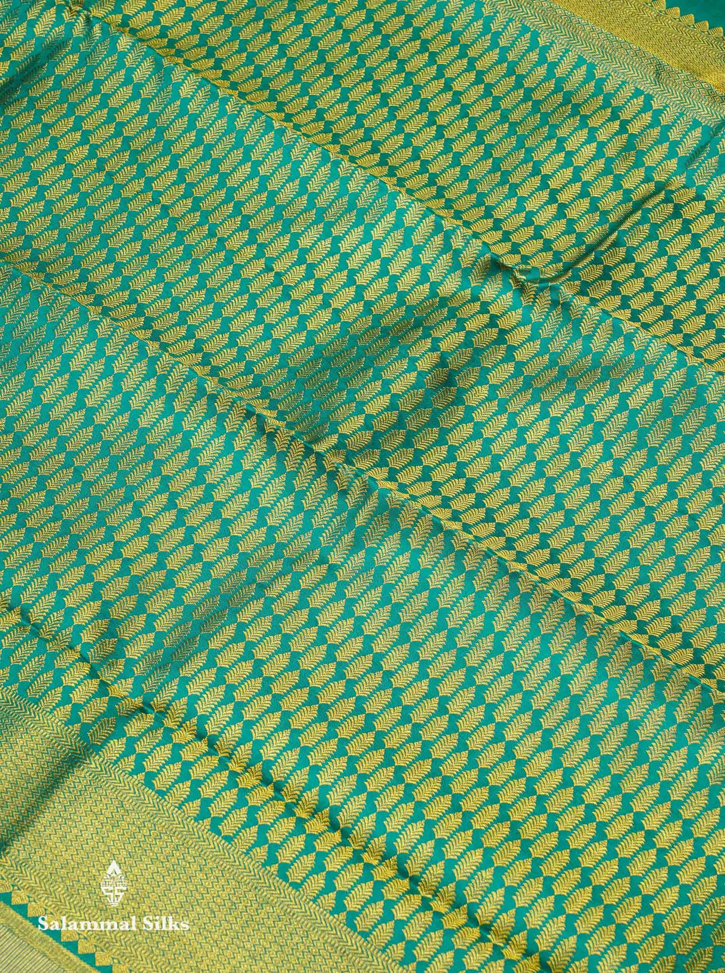 Beautiful Cream Sandal Bridal Pure Kanjivaram Silk Saree With Contrast Sapphire Green Traditional Border
