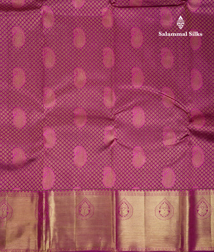 Beautiful Magenta Bridal Pure Kanjivaram Silk Saree With Traditional Border