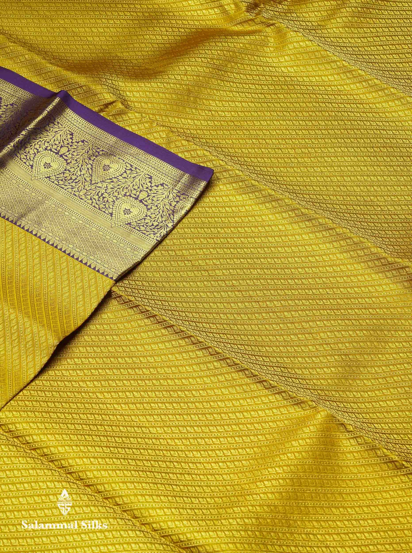Beautiful Mehandi Green Bridal Pure Kanjivaram Silk Saree With Contrast Violet Traditional Border