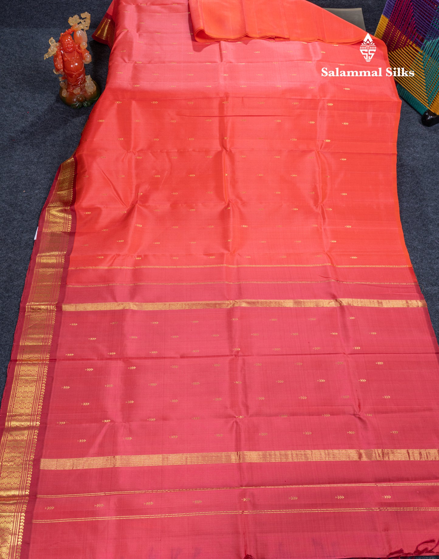 Peach Pink Pure Kanjivaram Silk Saree With Contrast Tomato Red One Side Traditional Border