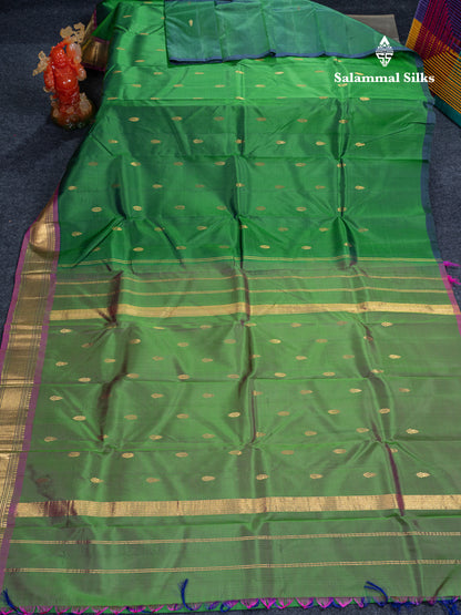 Bottle Green Pure Kanjivaram Silk Saree With Contrast Light Pink One Side Traditional Border