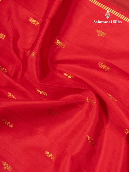 Chilly Red Pure Kanjivaram Silk Saree With Contrast Bottle Green One Side Traditional Border