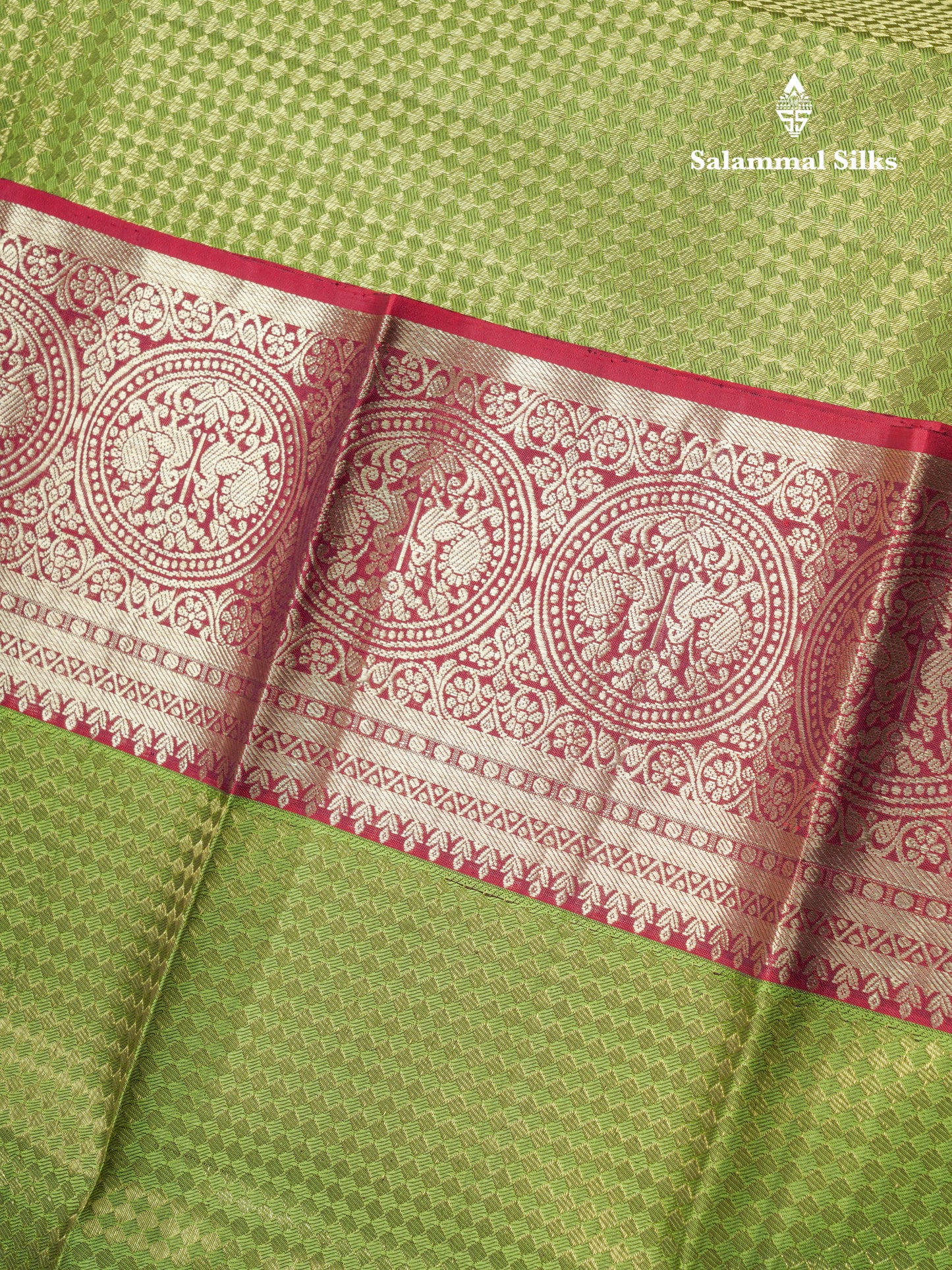 Green Grand Bridal Kanjivaram Pure Silk Saree With Maroon Traditional Border