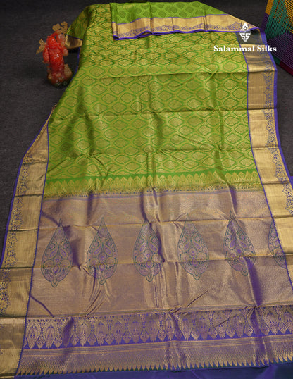 Beautiful Parrot Green Bridal Pure Kanjivaram Silk Saree With Contrast Royal Blue Traditional Border
