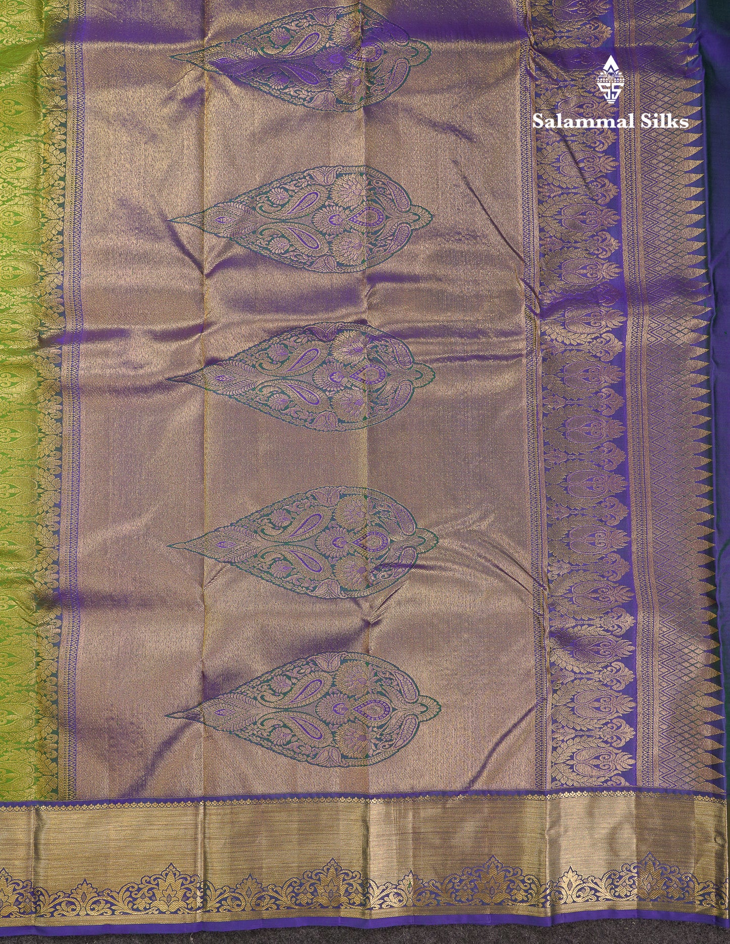 Beautiful Parrot Green Bridal Pure Kanjivaram Silk Saree With Contrast Royal Blue Traditional Border