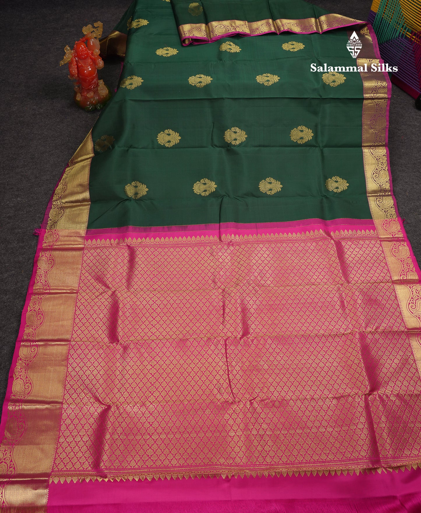 Beautiful Bottle Green Pure Kanjivaram Silk Saree With Contrast Magenta Pink Traditional Evening Morning Border