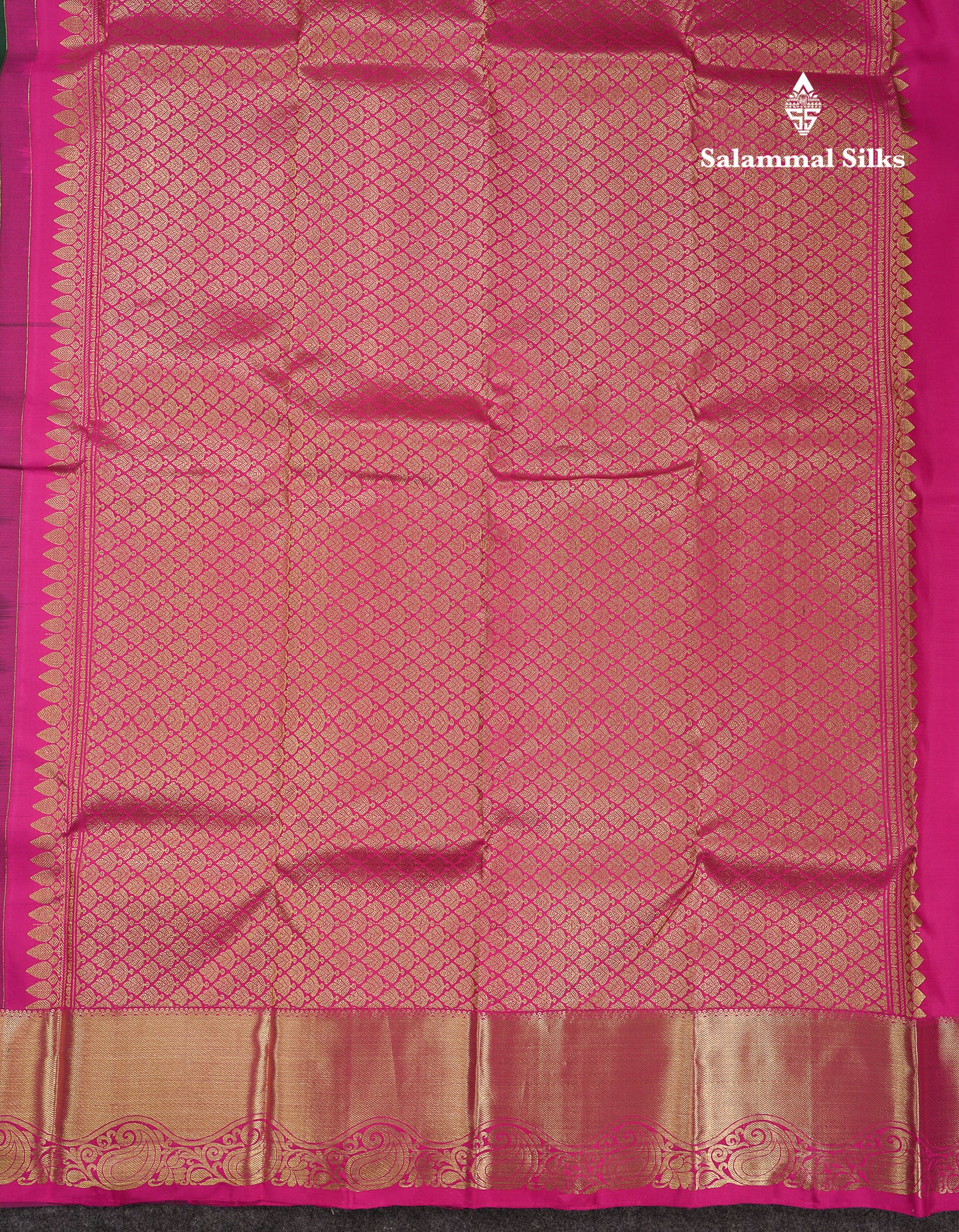 Beautiful Bottle Green Pure Kanjivaram Silk Saree With Contrast Magenta Pink Traditional Evening Morning Border
