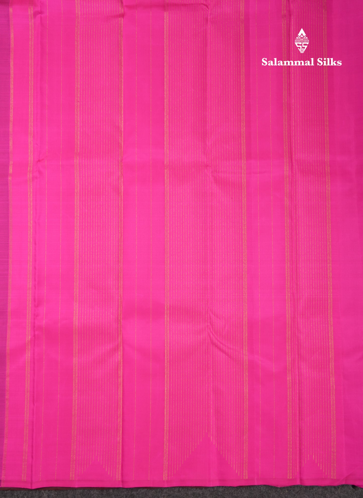 Beautiful Dark Maroon Silver & Gold Zari Fancy Pure Kanjivaram Silk Saree With Contrast Pink Blouse
