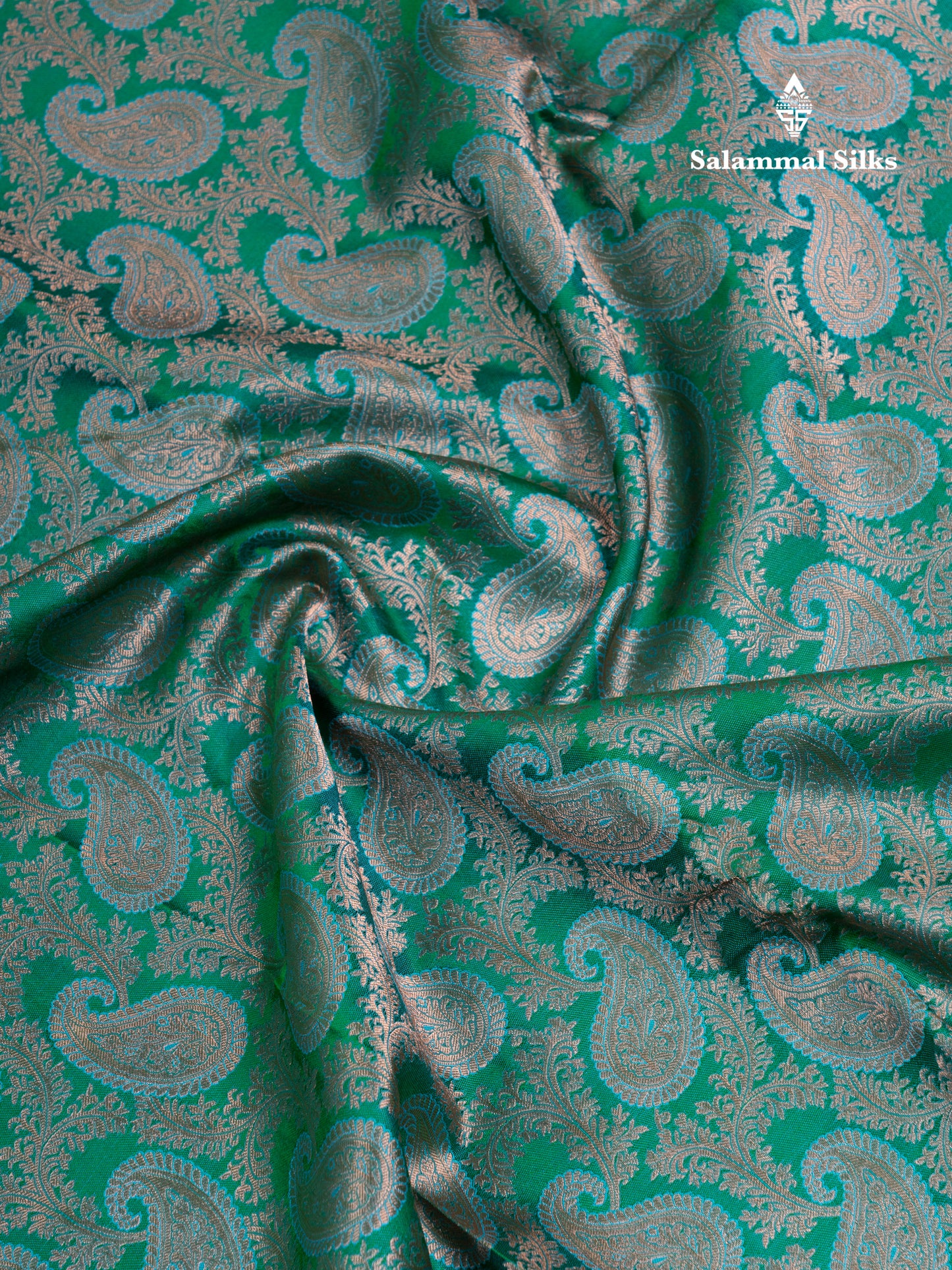 Saffire Green Bridal Pure Mix Kanjivaram Silk Saree With Contrast Sky Blue Border