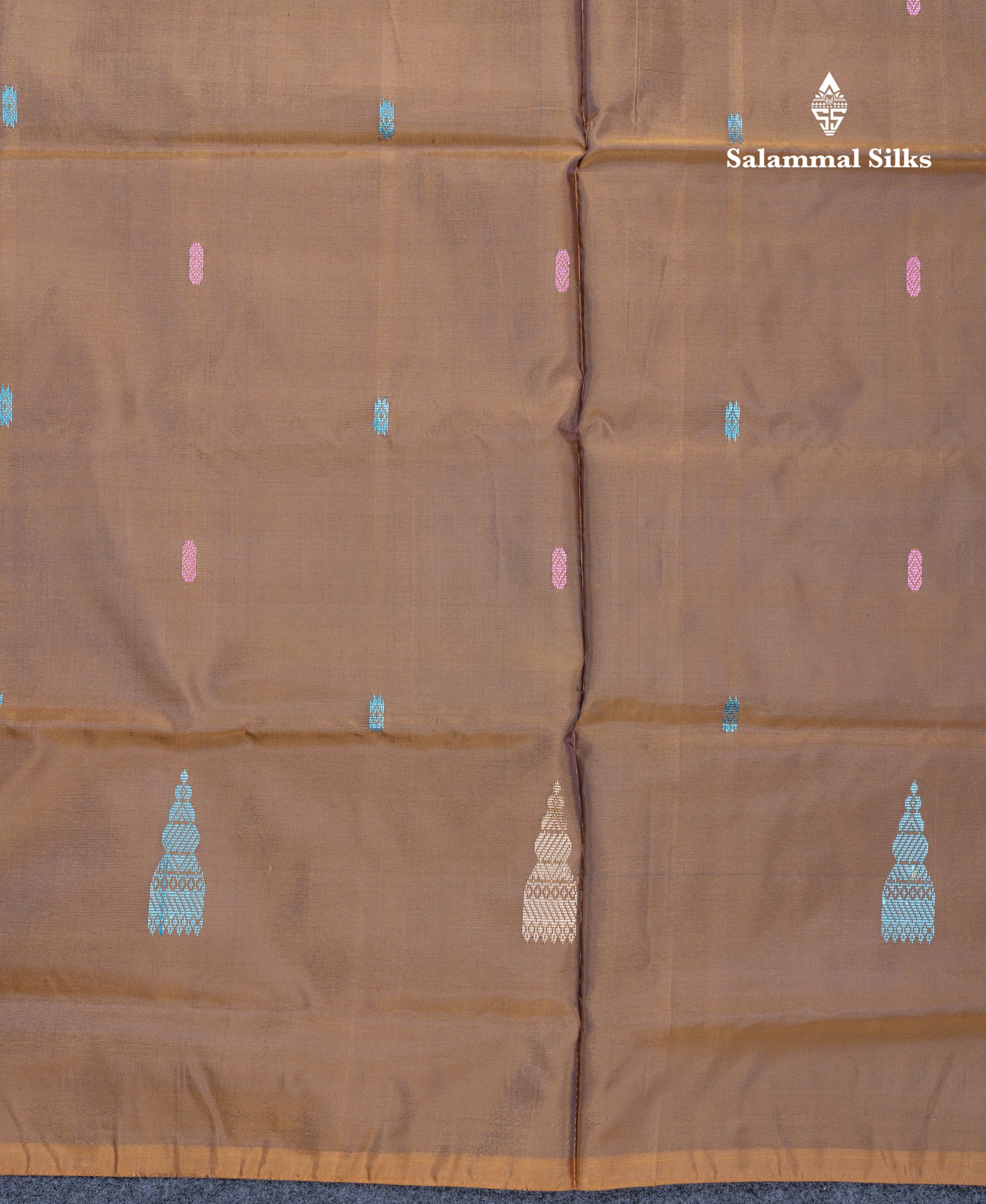 Brown Banana Pinth Saree (Vaazhainaar Pattu) With Contrast Pink Blouse