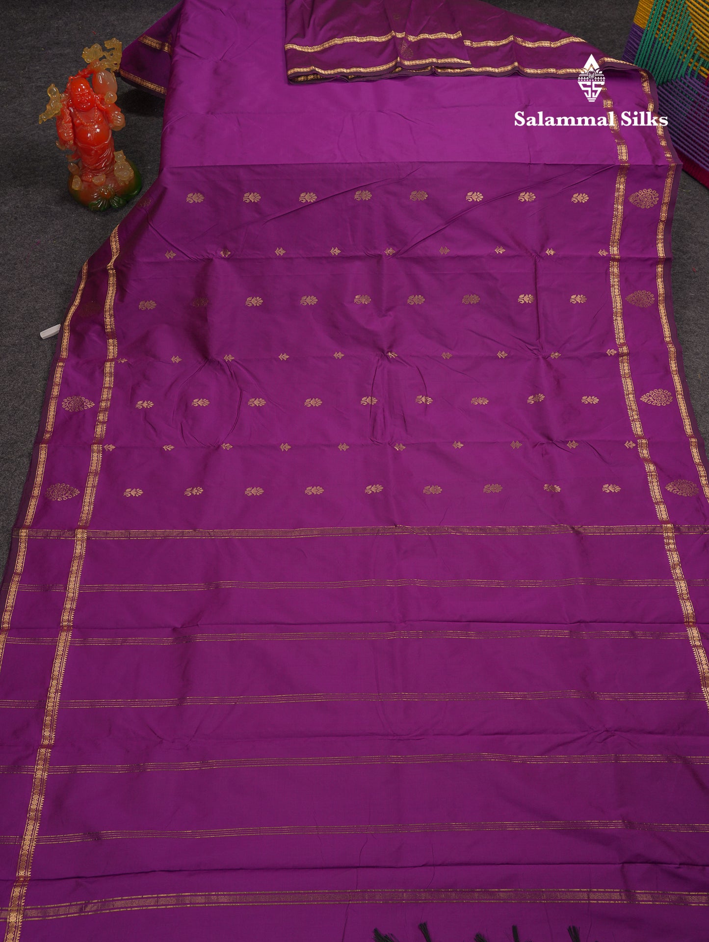 Beautiful Grey Semi Silk Saree With Tarditional Rettapet Border