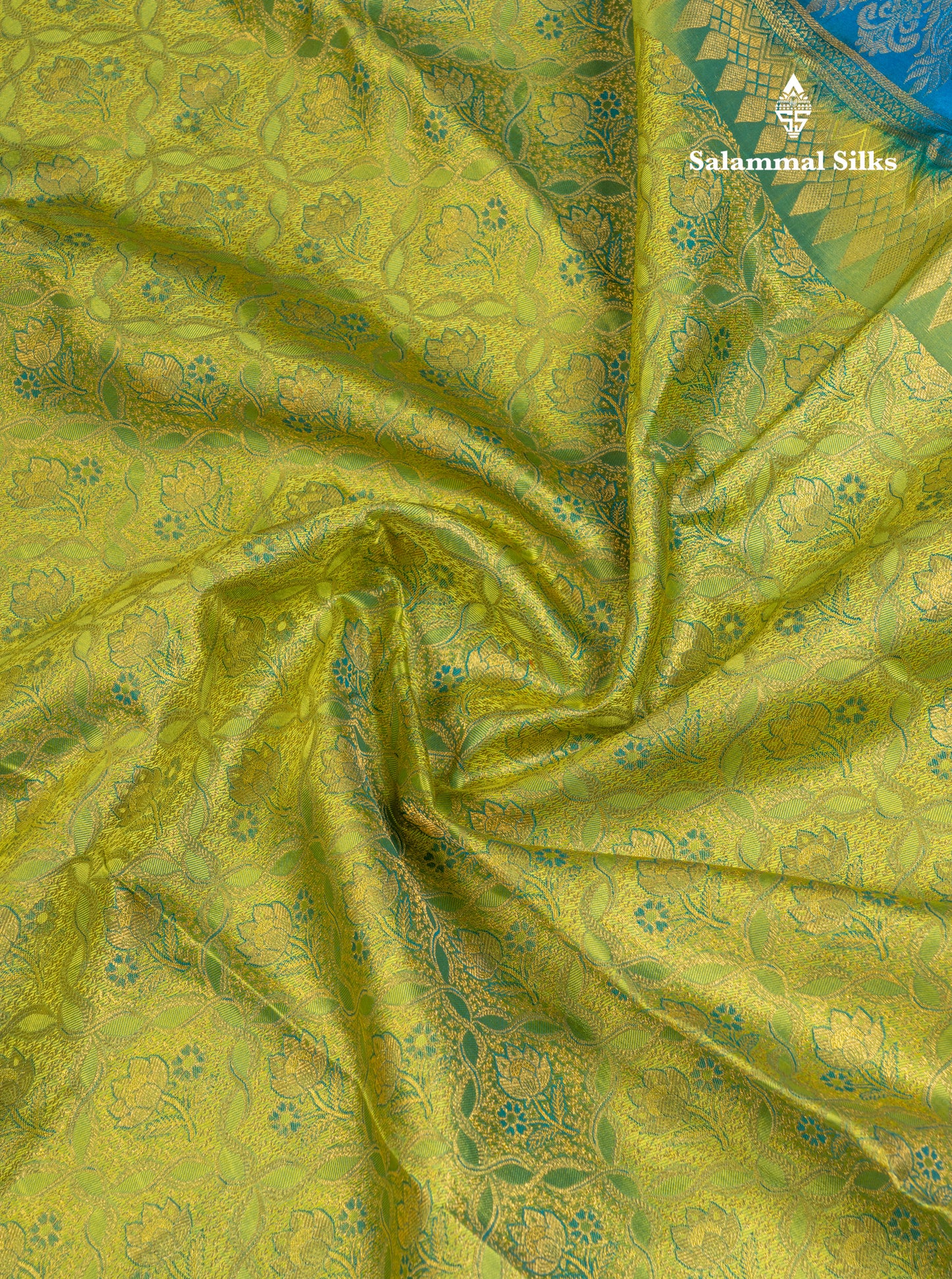 Parrot Green Bridal Pure Kanjivaram Silk Saree With Contrast Peacock Blue Blouse