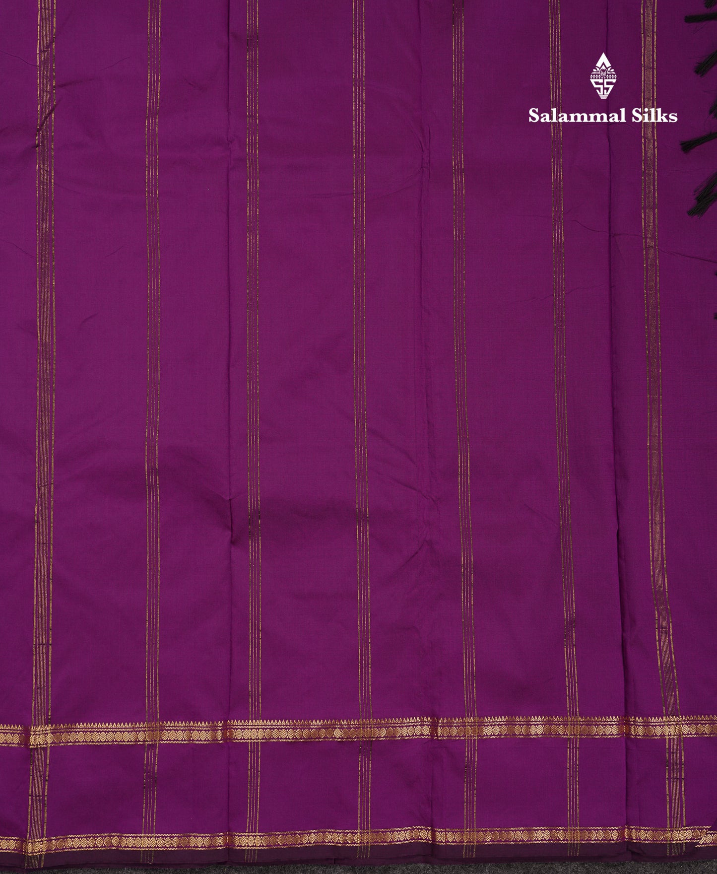 Beautiful Grey Semi Silk Saree With Tarditional Rettapet Border
