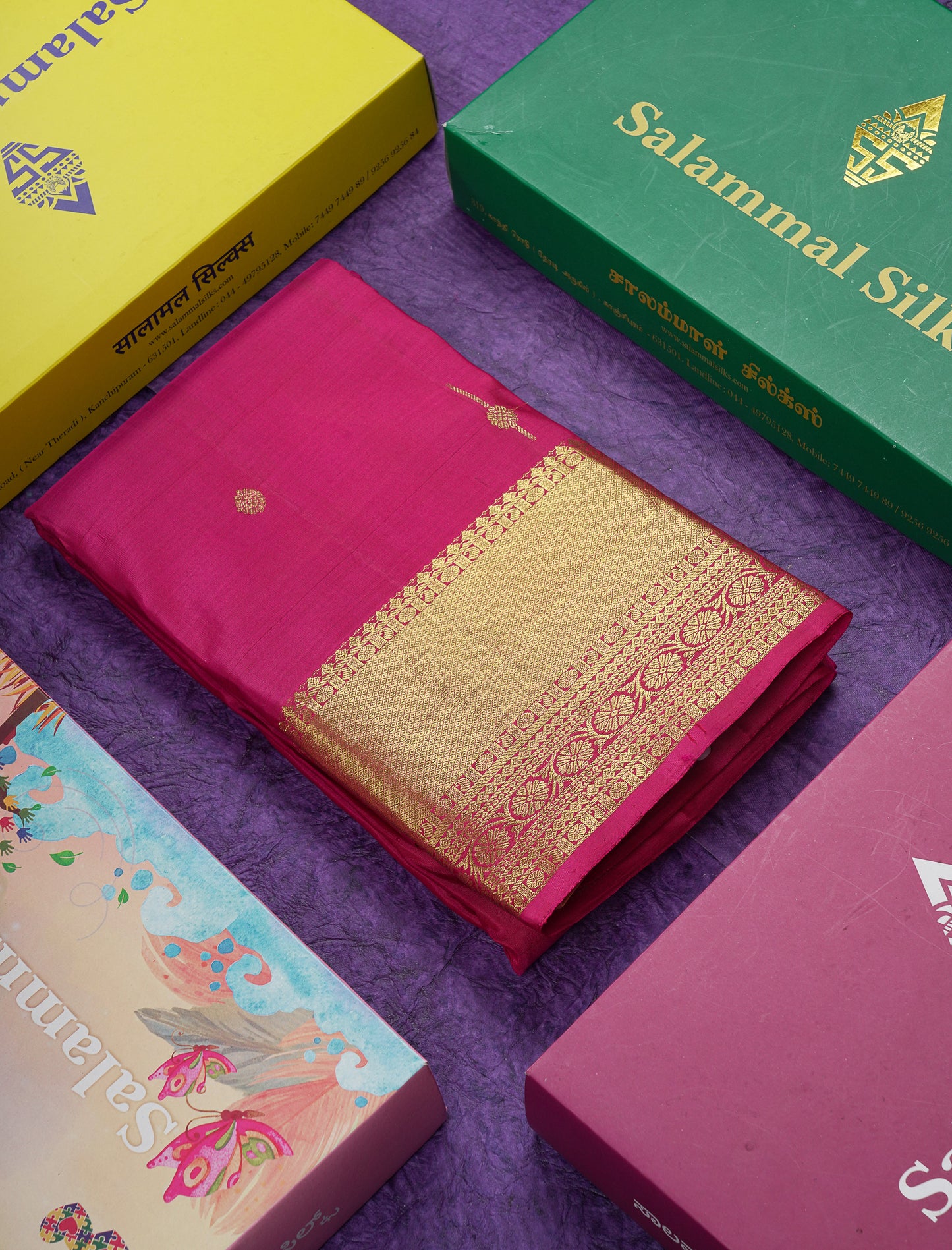 Beautiful Magenta Pure Kanjivaram Silk Saree With Traditional Evening Morning Border