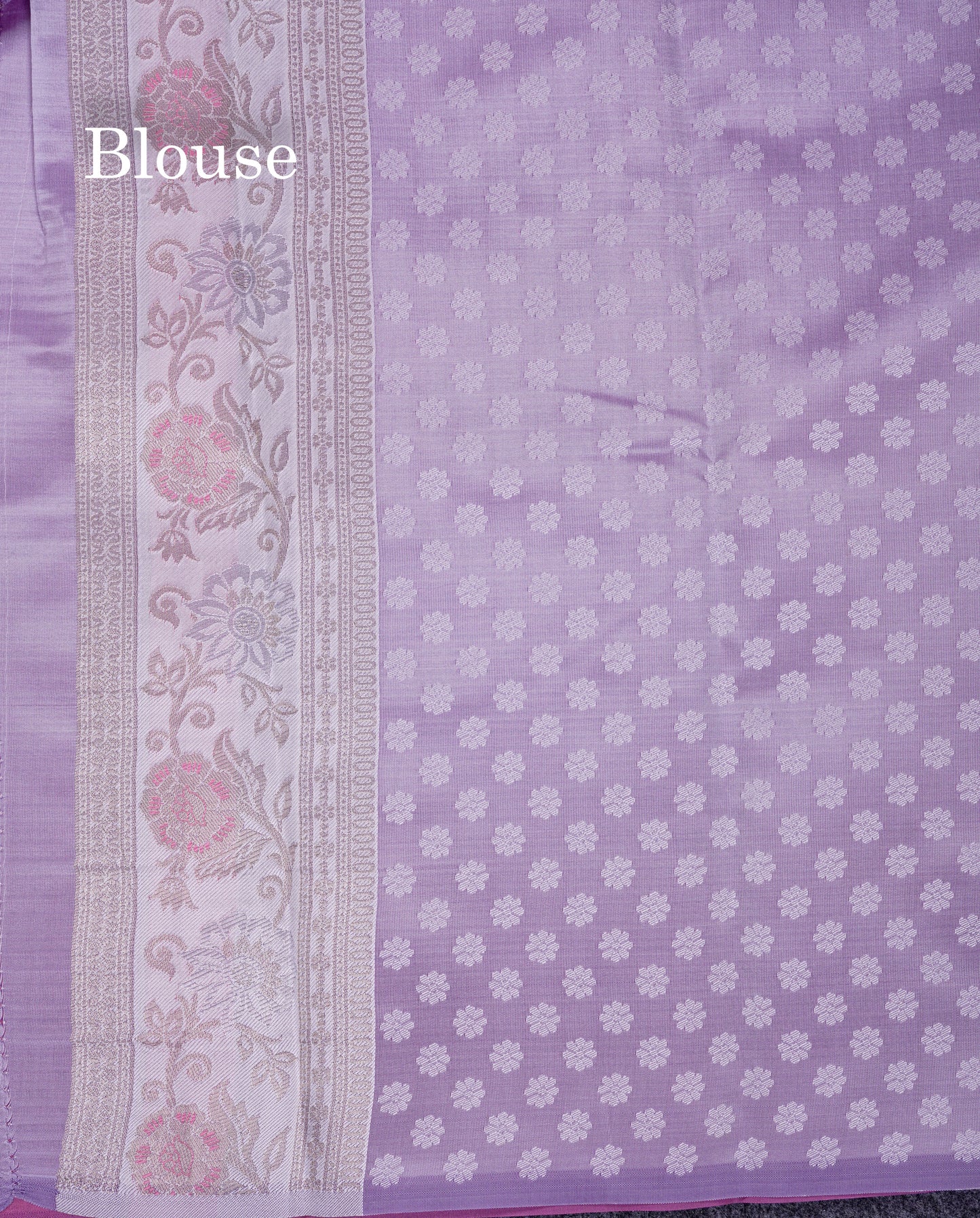 Beautiful Manthulir Green Semi Silk Saree With Contrast Light Pink Border