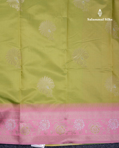 Beautiful Manthulir Green Semi Silk Saree With Contrast Light Pink Border