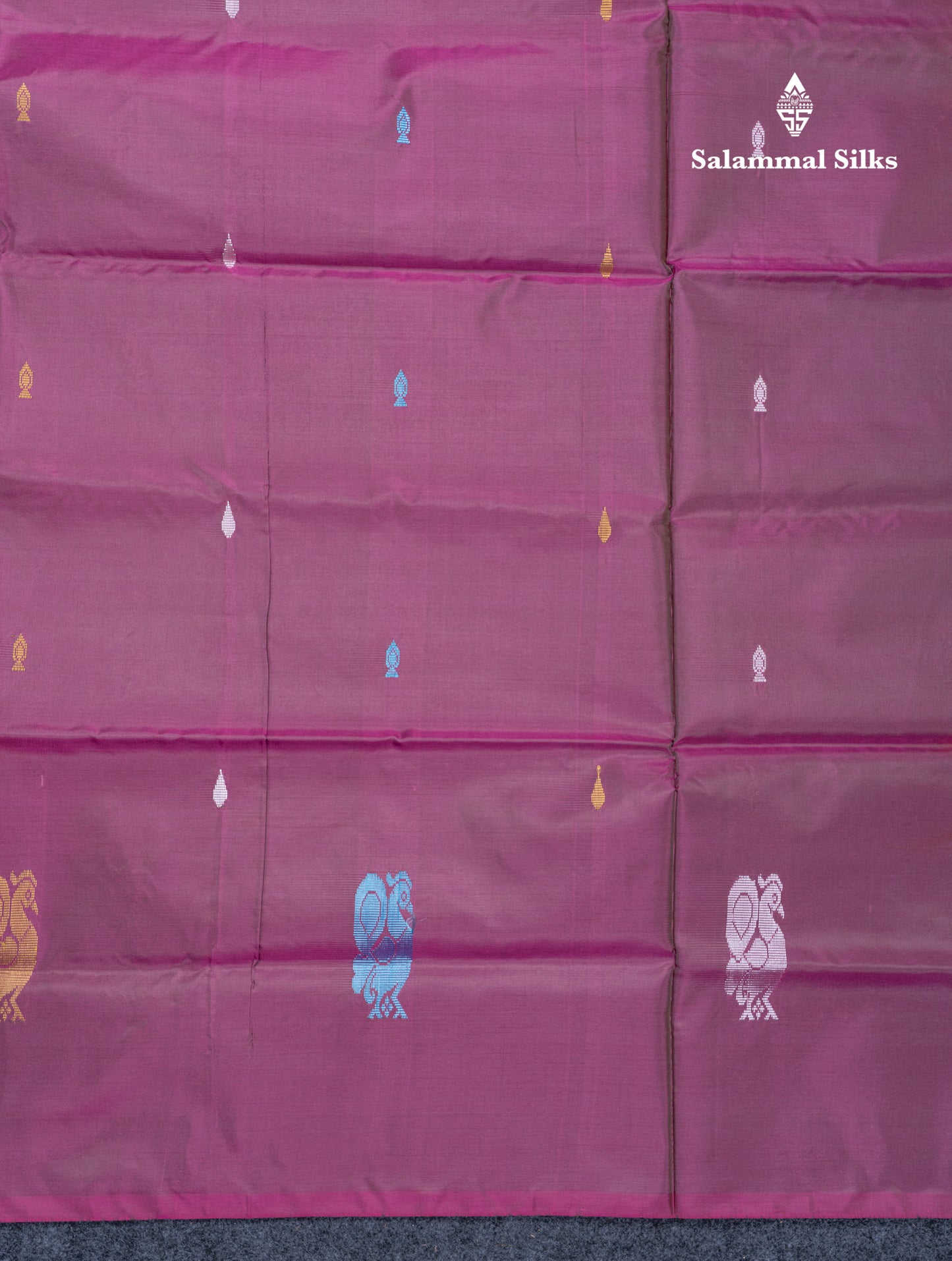 Magenta Banana Pinth Saree (Vaazhainaar Pattu) With Contrast Yellow Blouse