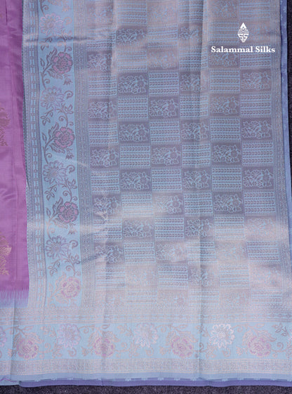 Beautiful Manthulir Green Semi Silk Saree With Contrast Light Pink Border