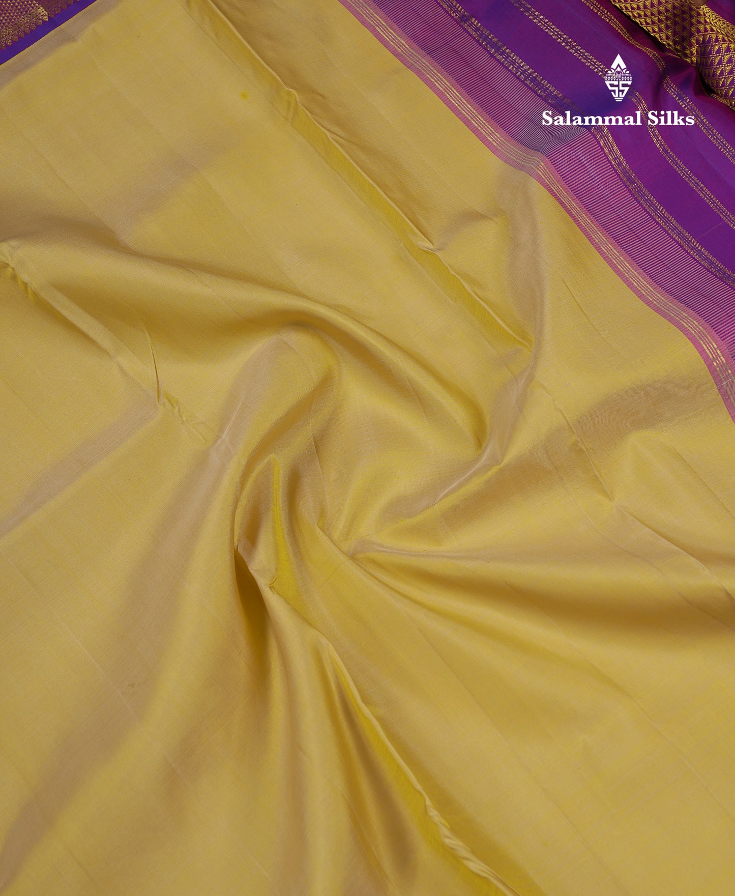 Korvai Beautiful Light Yellow 10 Yards Pure Silk Saree With (4.4 inch) Contrast Violet Traditional Border