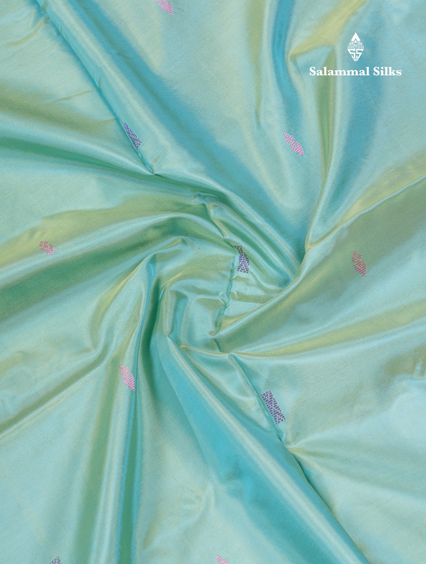 Dual Tone Pastel Blue Banana Pinth Saree (Vaazhainaar Pattu) With Contrast Dark Purple Blouse