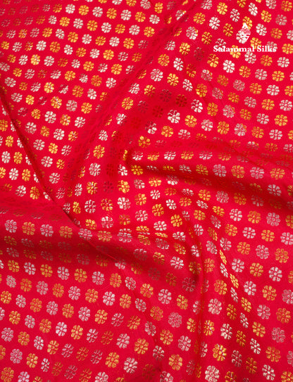 Beautiful Red Bridal Pure Kanjivaram Silk Saree With Traditional Self Border