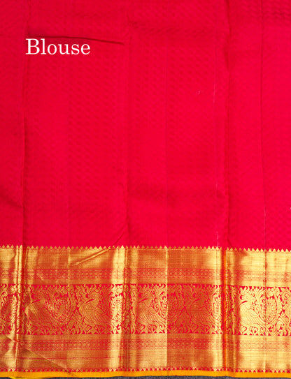 Beautiful Red Bridal Pure Kanjivaram Silk Saree With Traditional Self Border