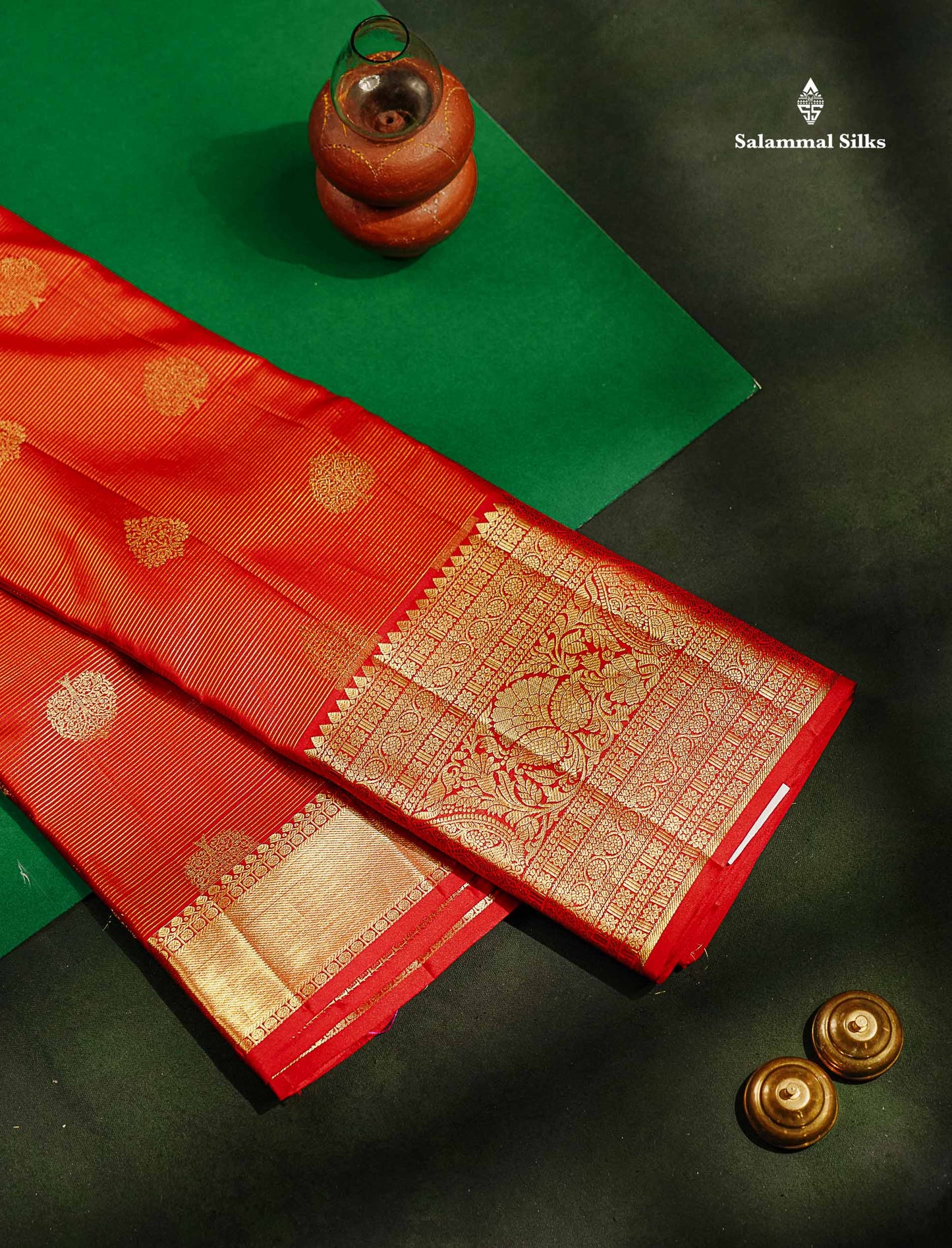 Beautiful Red Vaira Oosi Lines Pure Kanjivaram Silk Saree With Traditional Evening Morning Border