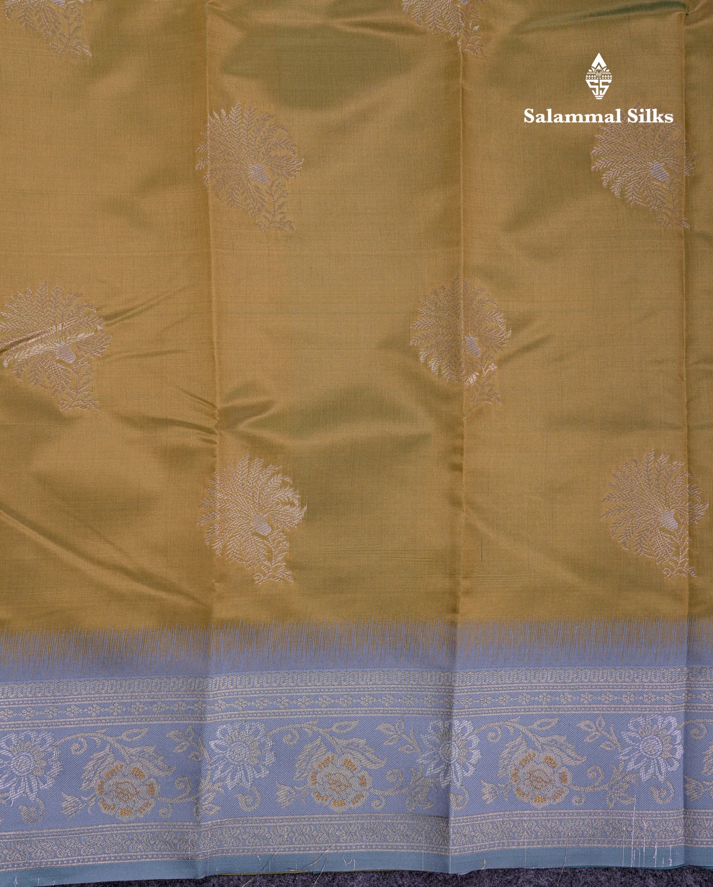 Beautiful Manthulir Green Semi Silk Saree With Contrast Light Pink Border