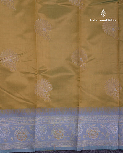 Beautiful Manthulir Green Semi Silk Saree With Contrast Light Pink Border