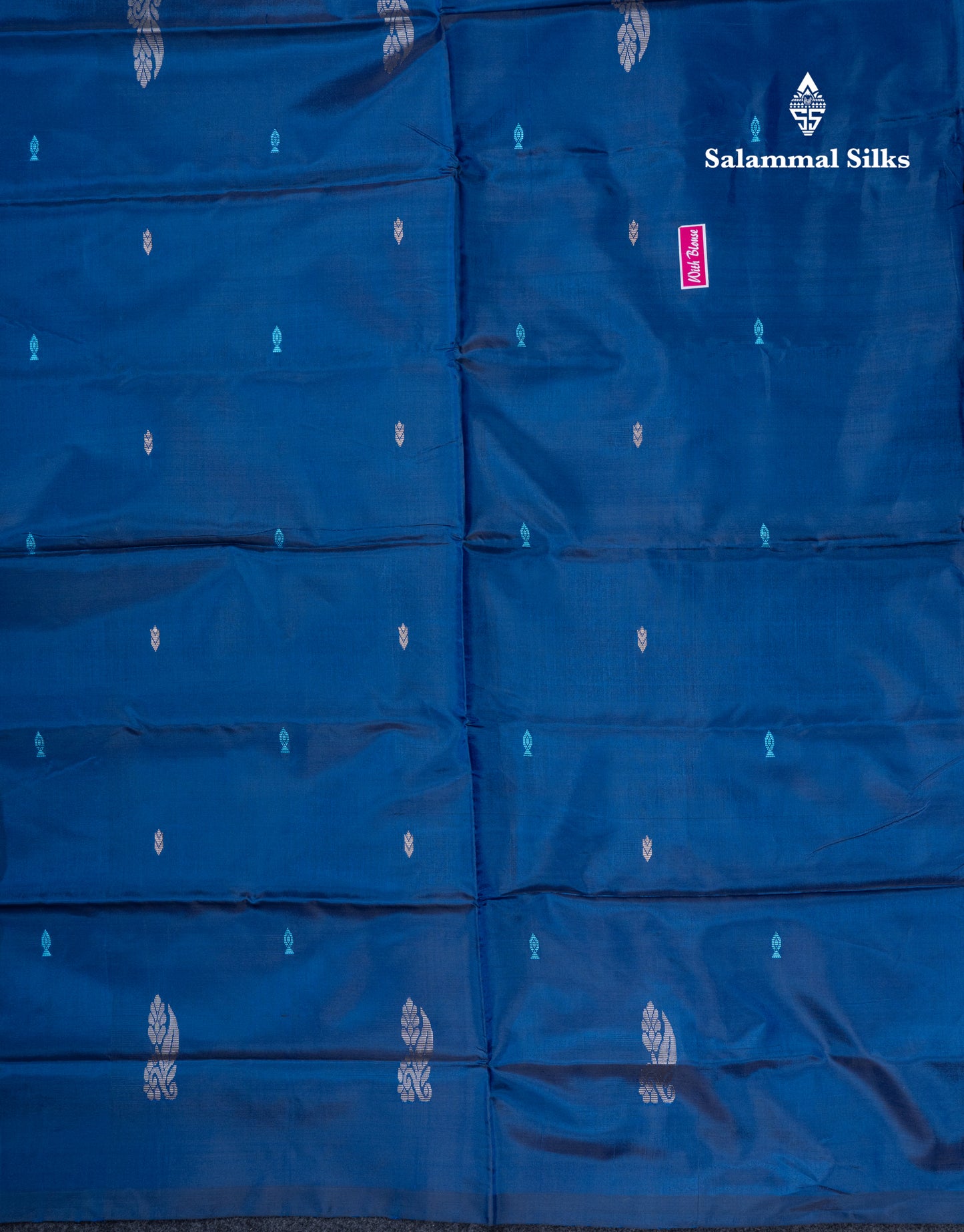 Light Orange Banana Pinth Saree (Vaazhainaar Pattu) With Contrast Ramar Blue Blouse