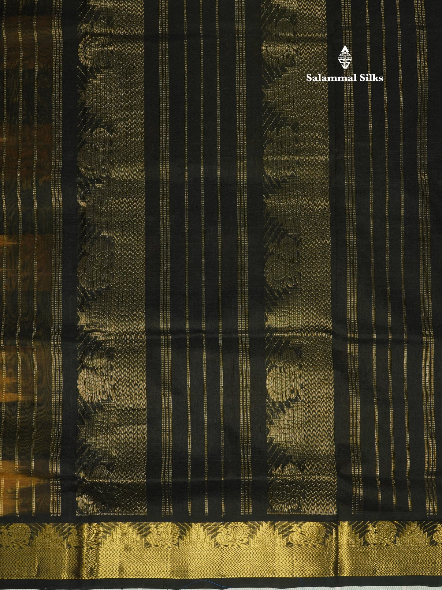 Paalum Pazham Checks Pure Silk Cotton Saree With Contrast Black Traditional Border