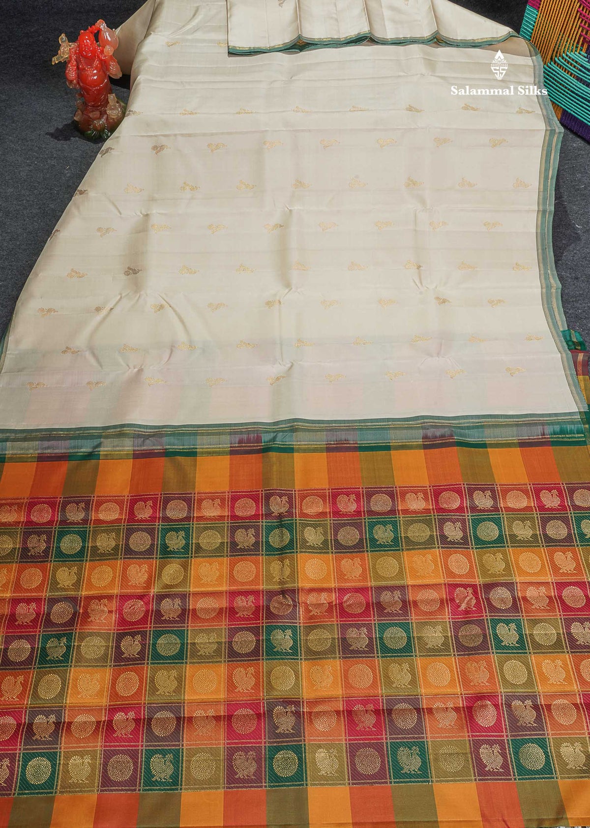 Pure Kanjivaram Silk Saree - Cream Colour Body With Zari Butta & Paalum Pazham Checks Blouse
