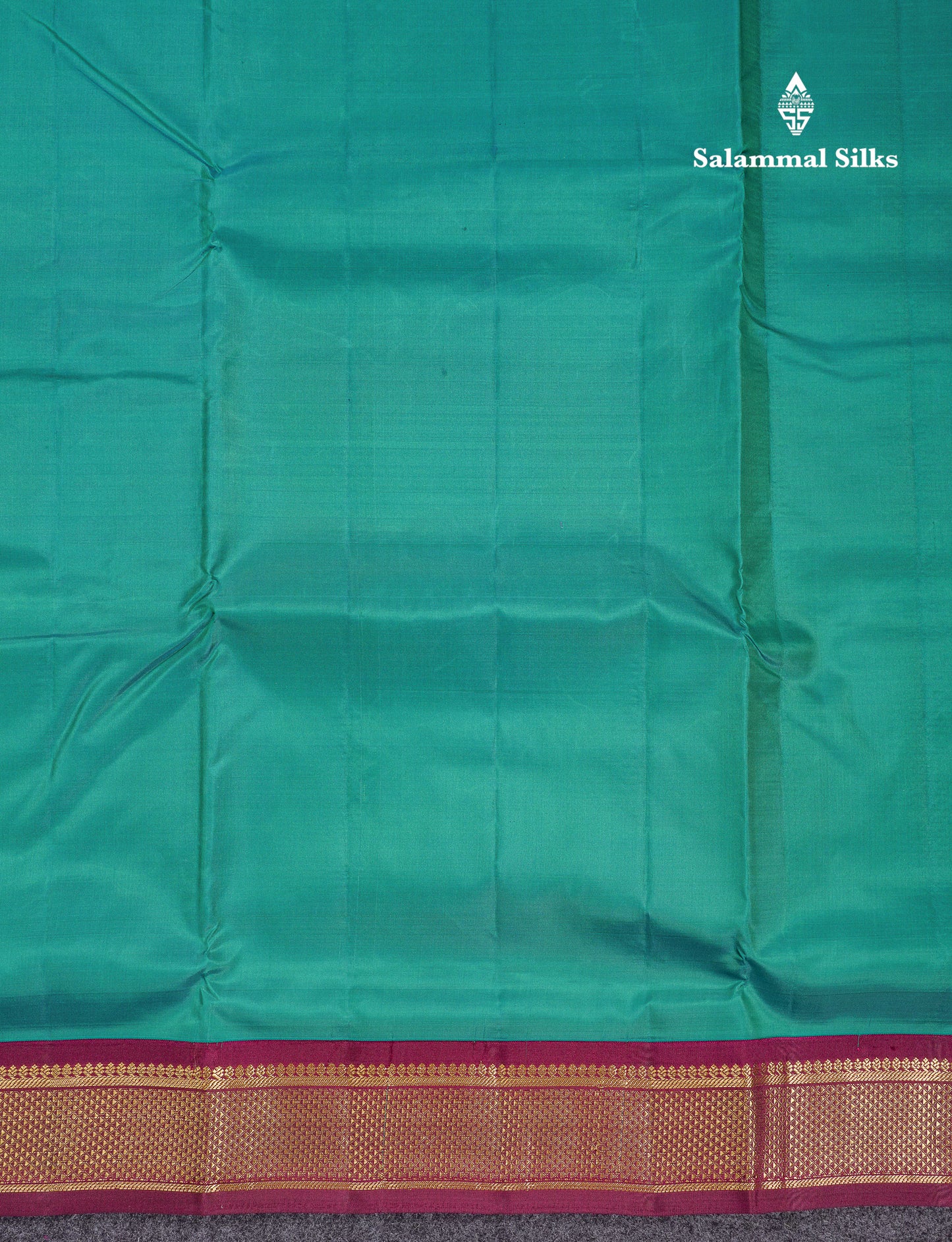 Korvai Beautiful Dual Tone Peacock Green 10 Yards Pure Silk Saree With (4.1 inch) Contrast Dark Magenta Traditional Border