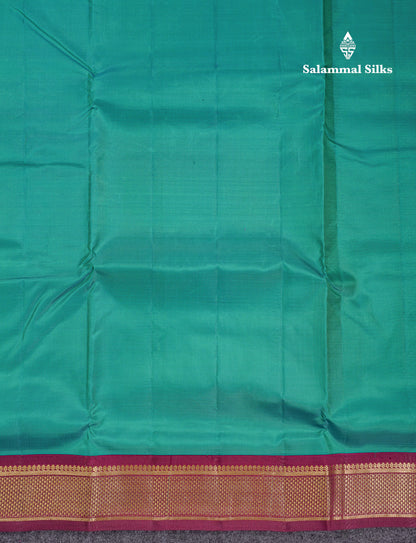 Korvai Beautiful Dual Tone Peacock Green 10 Yards Pure Silk Saree With (4.1 inch) Contrast Dark Magenta Traditional Border