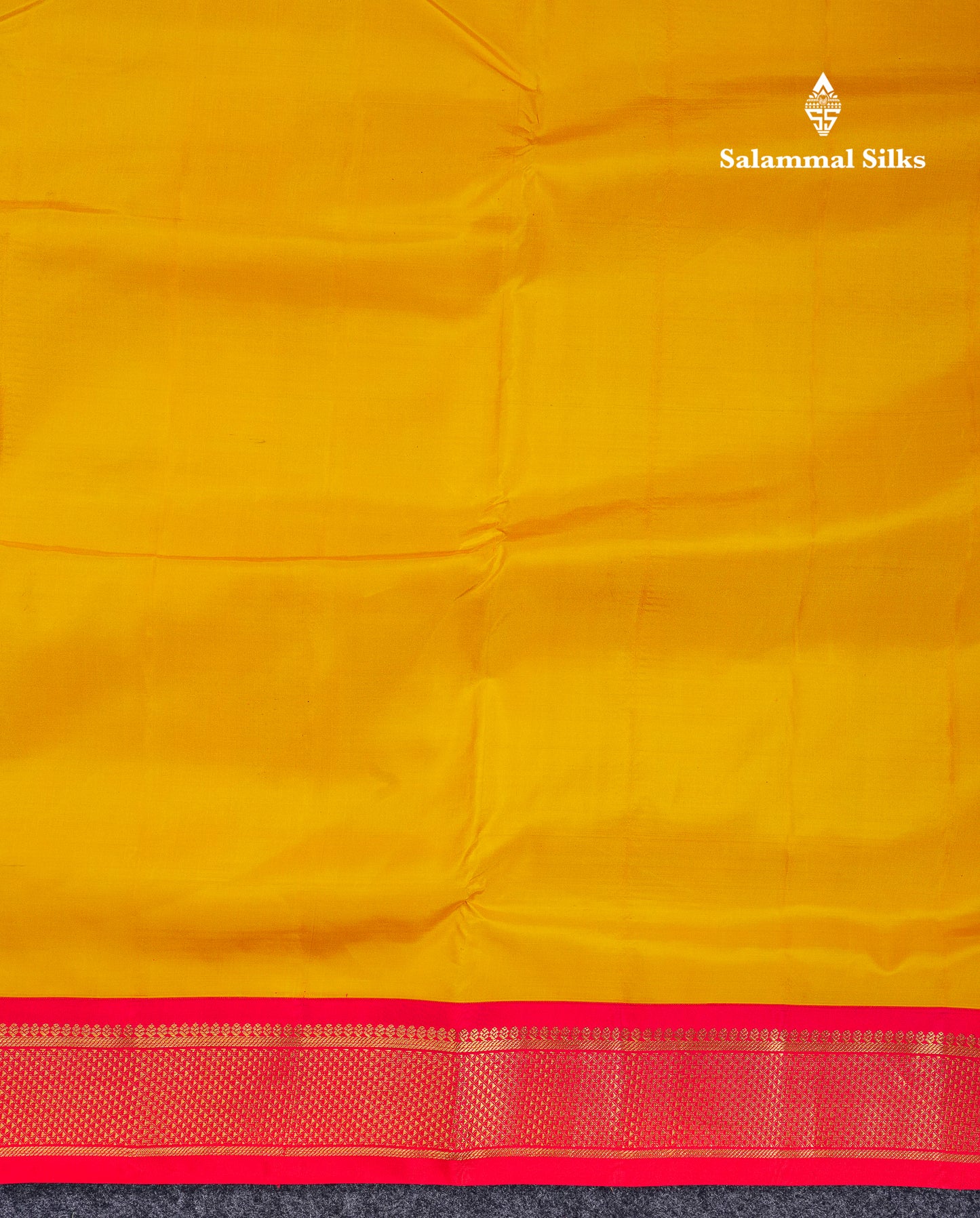 Korvai Beautiful Yellow 10 Yards Pure Silk Saree With (4.1 inch) Contrast Chilly Red Traditional Border