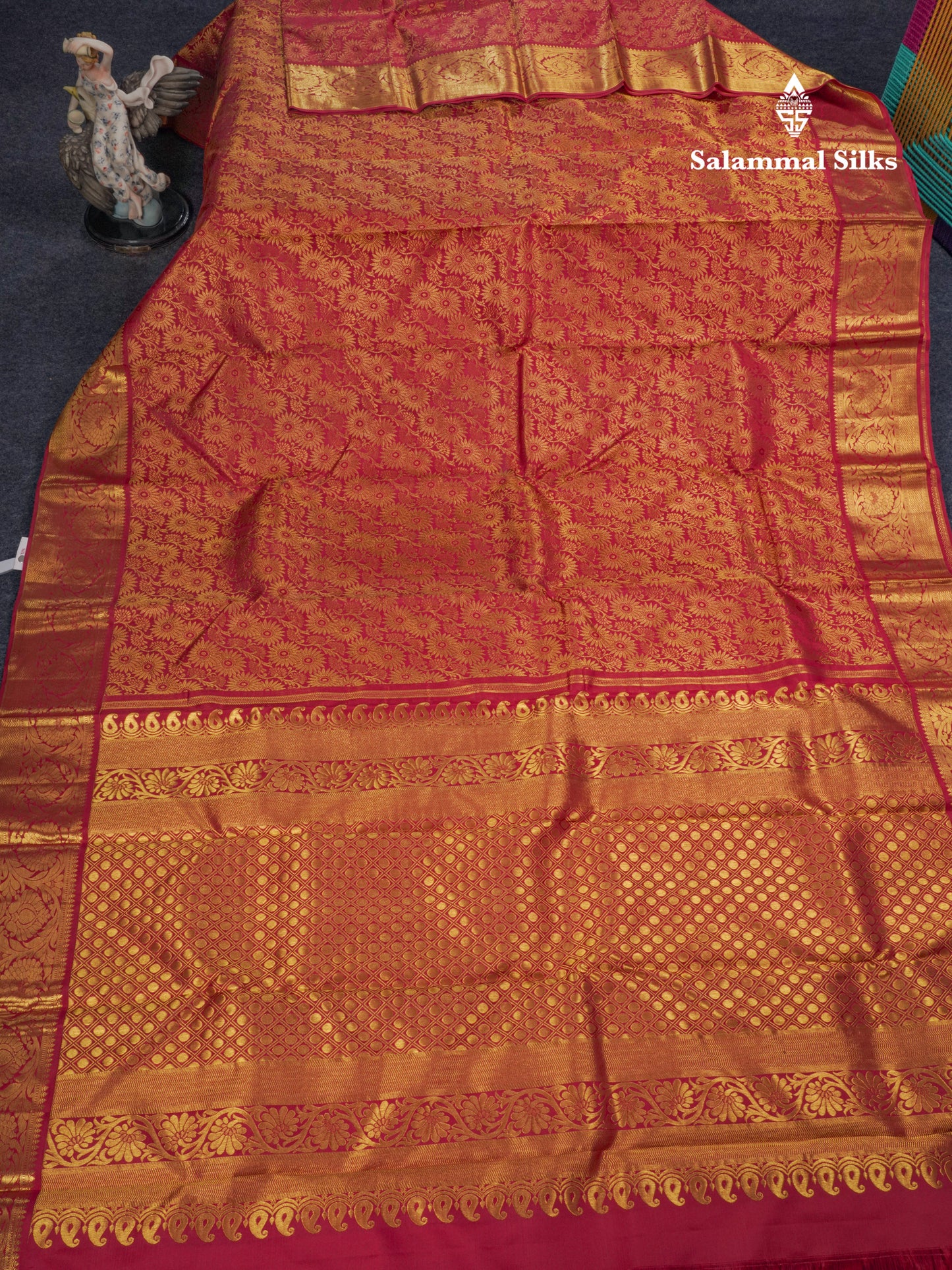 Maroon Beautiful Bridal Kanjivaram Pure Silk Saree With Self Gold Zari Border