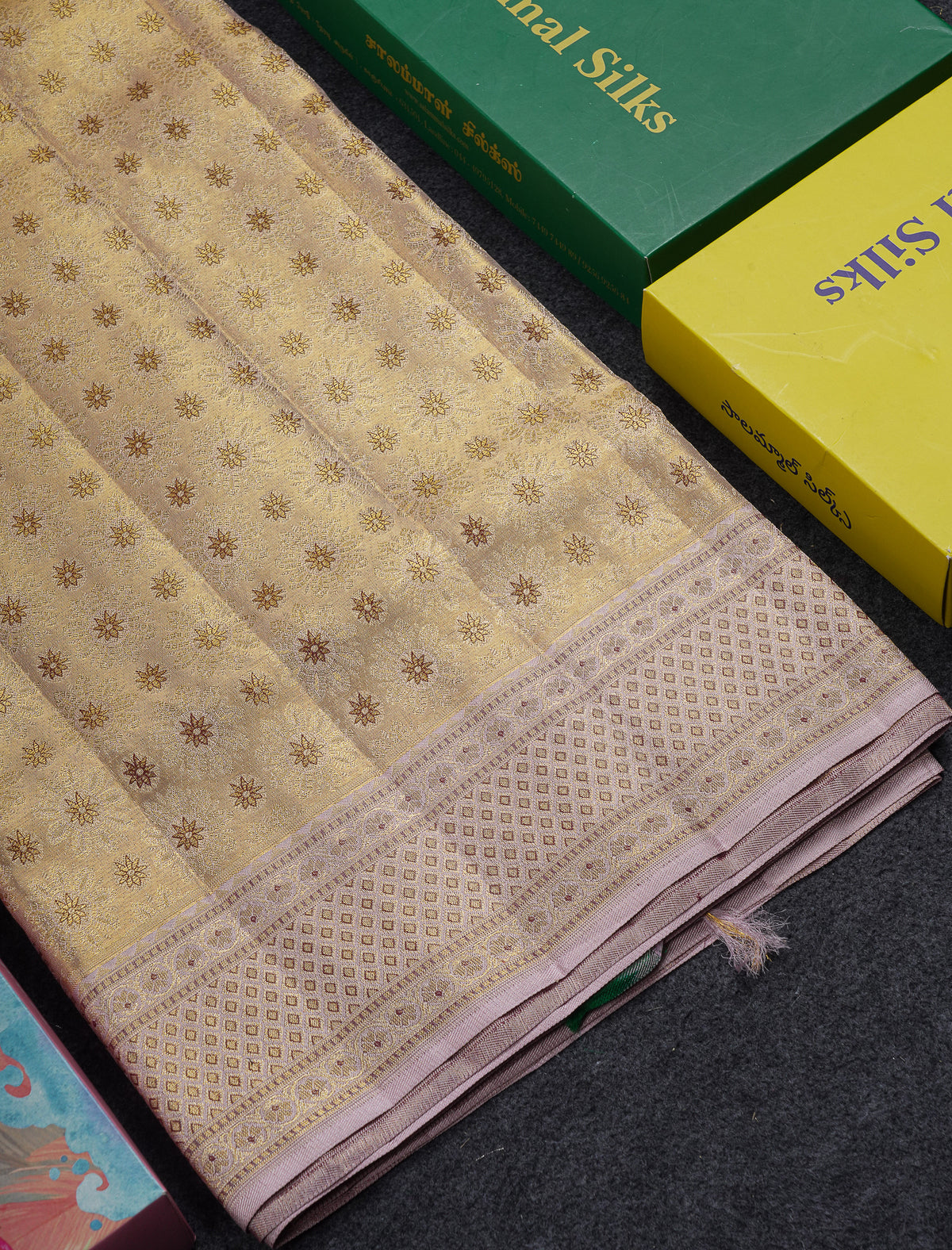 Beautiful Cream Tissue Bridal Pure Kanjivaram Silk Saree With Contrast Light Lavender Pichwai Art Border