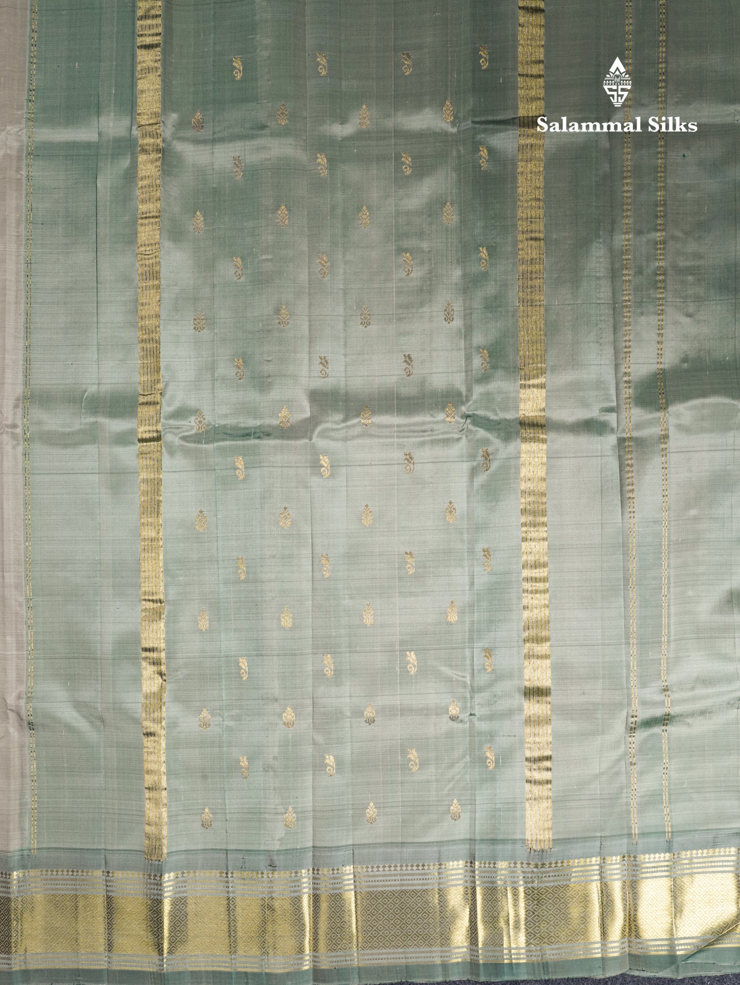 Beige Pure Kanjivaram Silk Saree With Contrast Light Green One Side Border