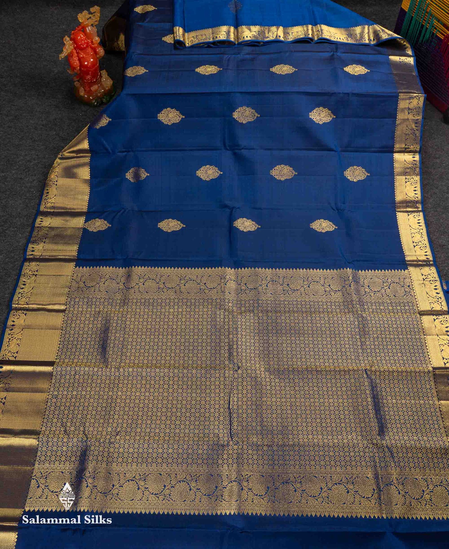 Beautiful Dual Tone Blue Pure Kanjivaram Silk Saree With Traditional Evening Morning Border