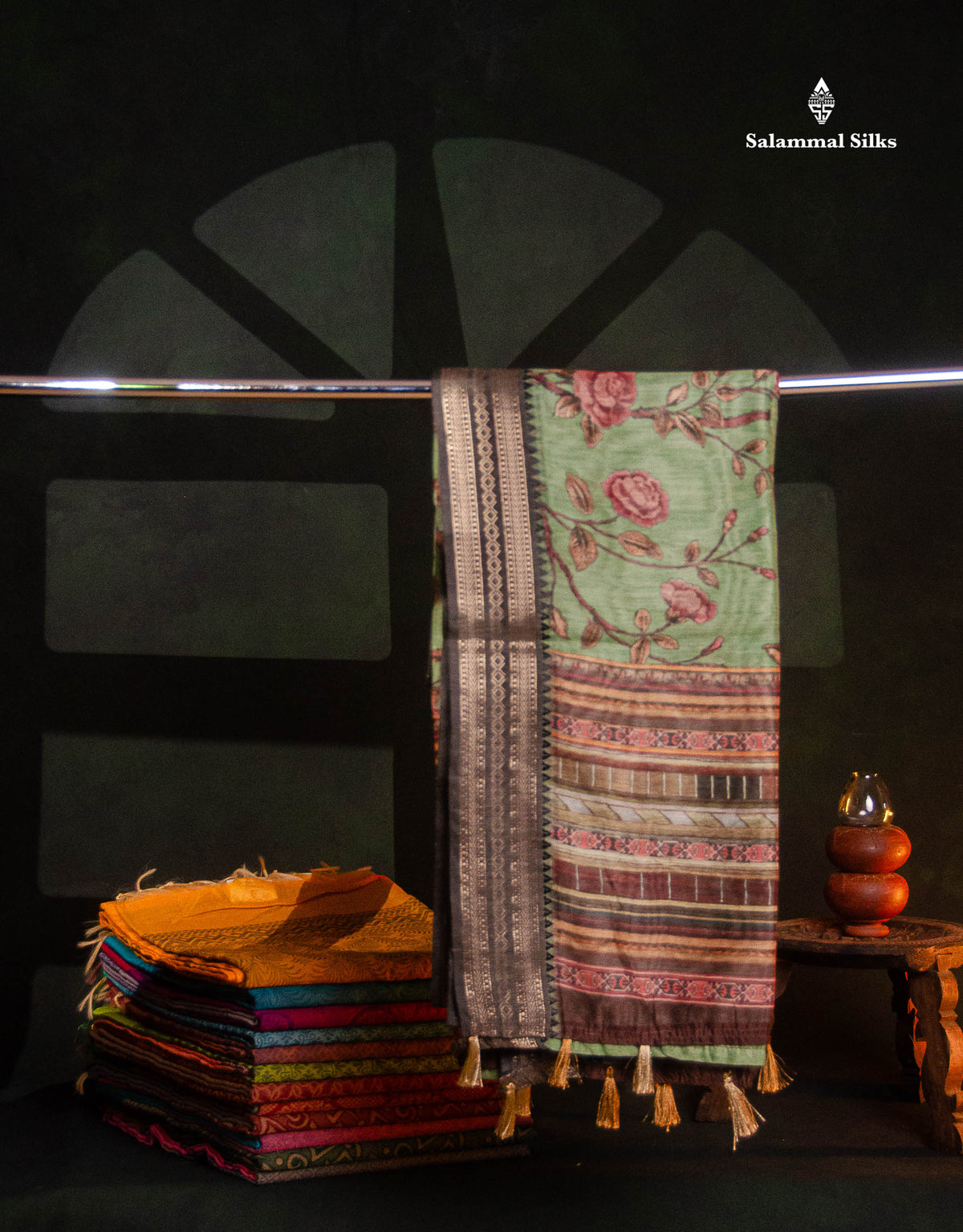 Grey Chanderi Mixed Cotton Saree With Contrast Black Banarasi Border